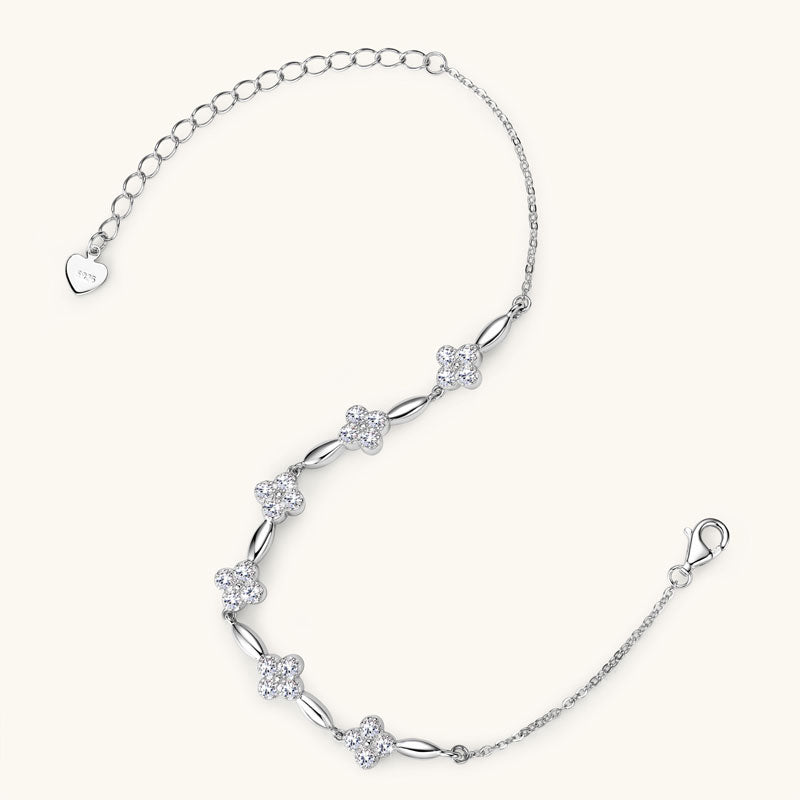 سوار زهرة ساحرة - مطلي بالذهب الأبيض مع ألماس مويسانيت مقاس 2 مم