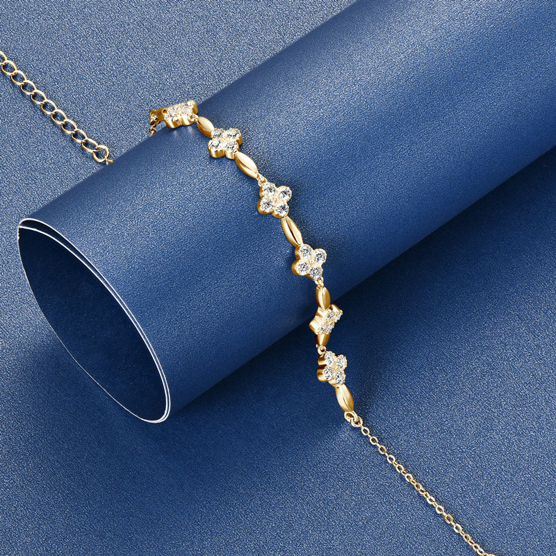 سوار زهرة ساحرة - مطلي بالذهب عيار 18 قيراطًا مع ألماس مويسانيتي مقاس 2 مم