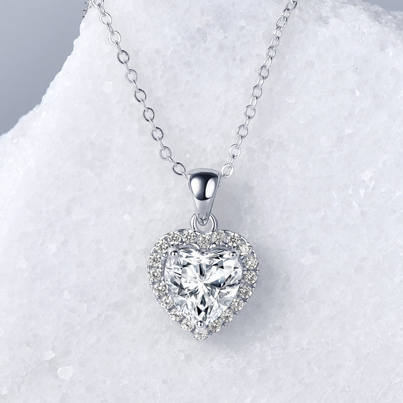 2CT Heart Shaped Moissanite Halo Pendant Necklace white Gold plated