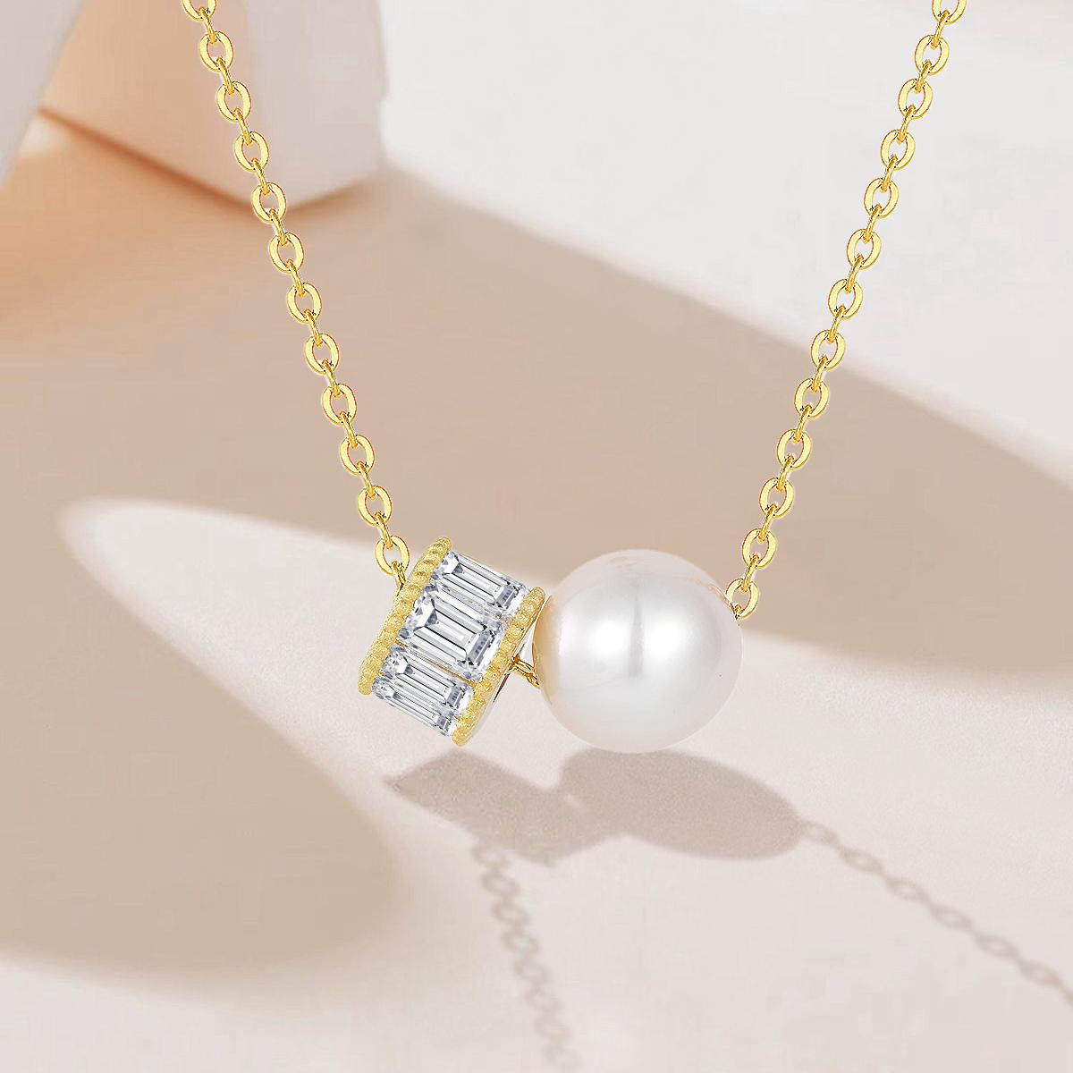 Luxury Necklace with Round Freshwater Pearl and Baguette Cut Zircon Pendant