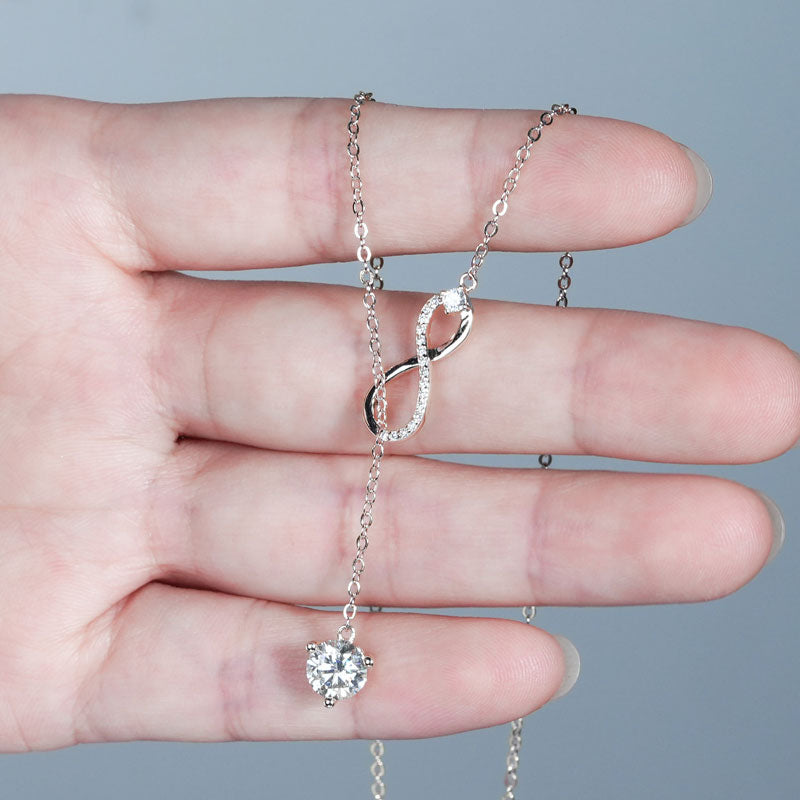 قلادة من الفضة الإسترلينية على شكل حرف Y مرصعة بحجر المويسانايت