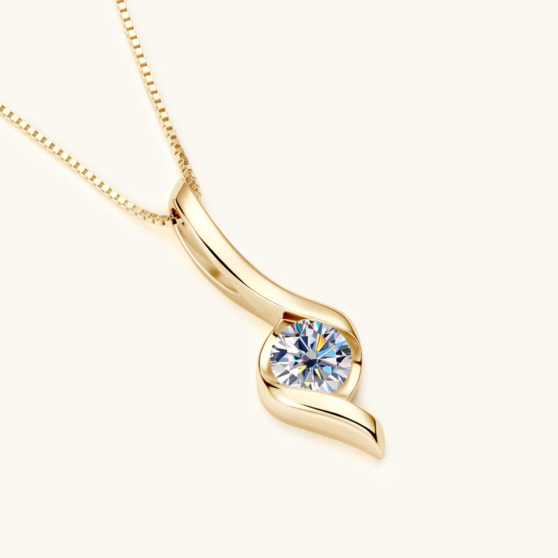 1.0 ct D Colour Moissanite Twist Pendant Necklace 18k Gold plated