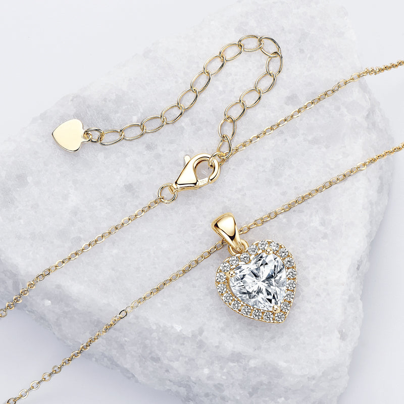 2CT Heart Shaped Moissanite Halo Pendant Necklace 18k Gold plated