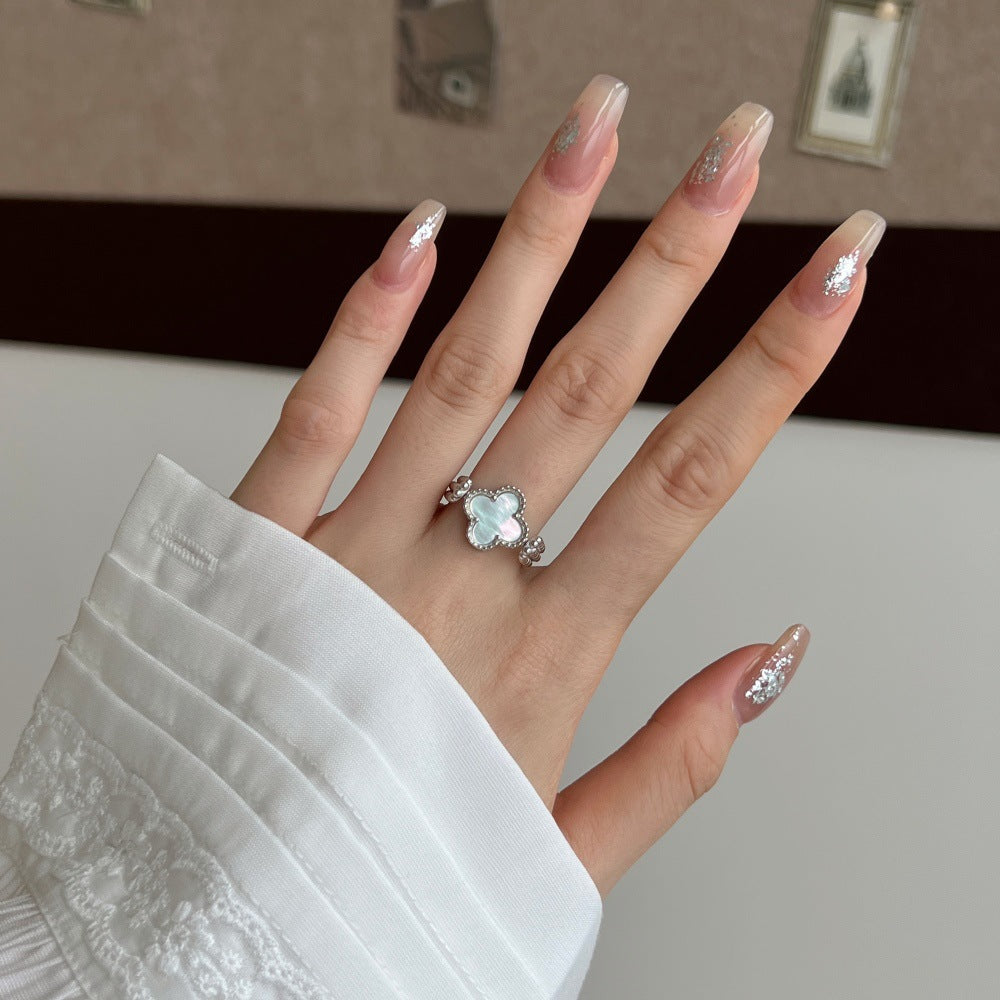 Reversible Clover Ring